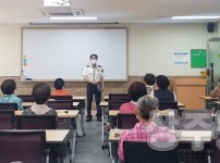 관련사진(성인문해교육 「책담학교」 교통안전교육 실시).jpg