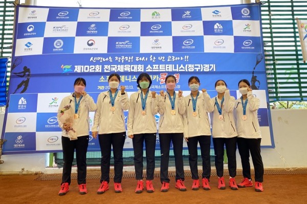 [새마을체육과]전국 체육대회 명실상주스포츠클럽 소프트테니스 은 1, 동 1 획득.jpg