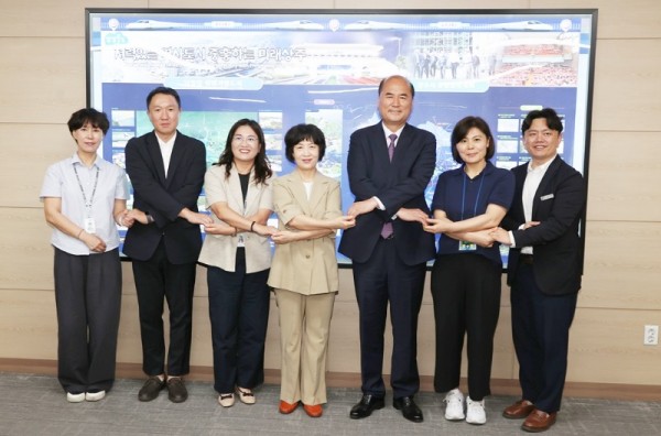 김포시 청소년재단 업무협약(MOU)체결식 (1).JPG